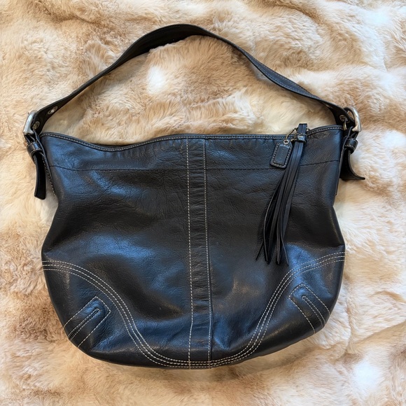 Coach Handbags - Coach Classic Black Leather Hobo Bag with Tassel